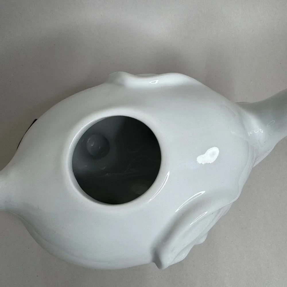 London‎ Pottery White Ceramic Elephant Teapot With Lid